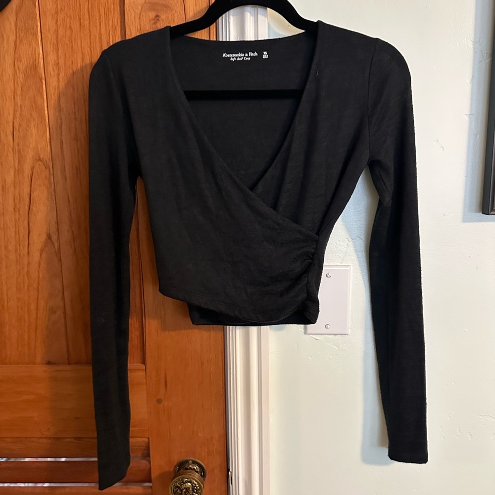 Abercrombie & Fitch Black Long Sleeve Wrap Crop Top